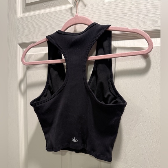 Alo Yoga Ribbed Aspire Tank Black w/ Built-In Shelf Bra Racerback Size Medium - Picture 7 of 9